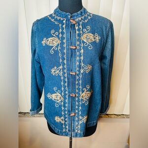 New Identity Denim Jacket Embroidered Floral Paisley Toggle Closures Size Large
